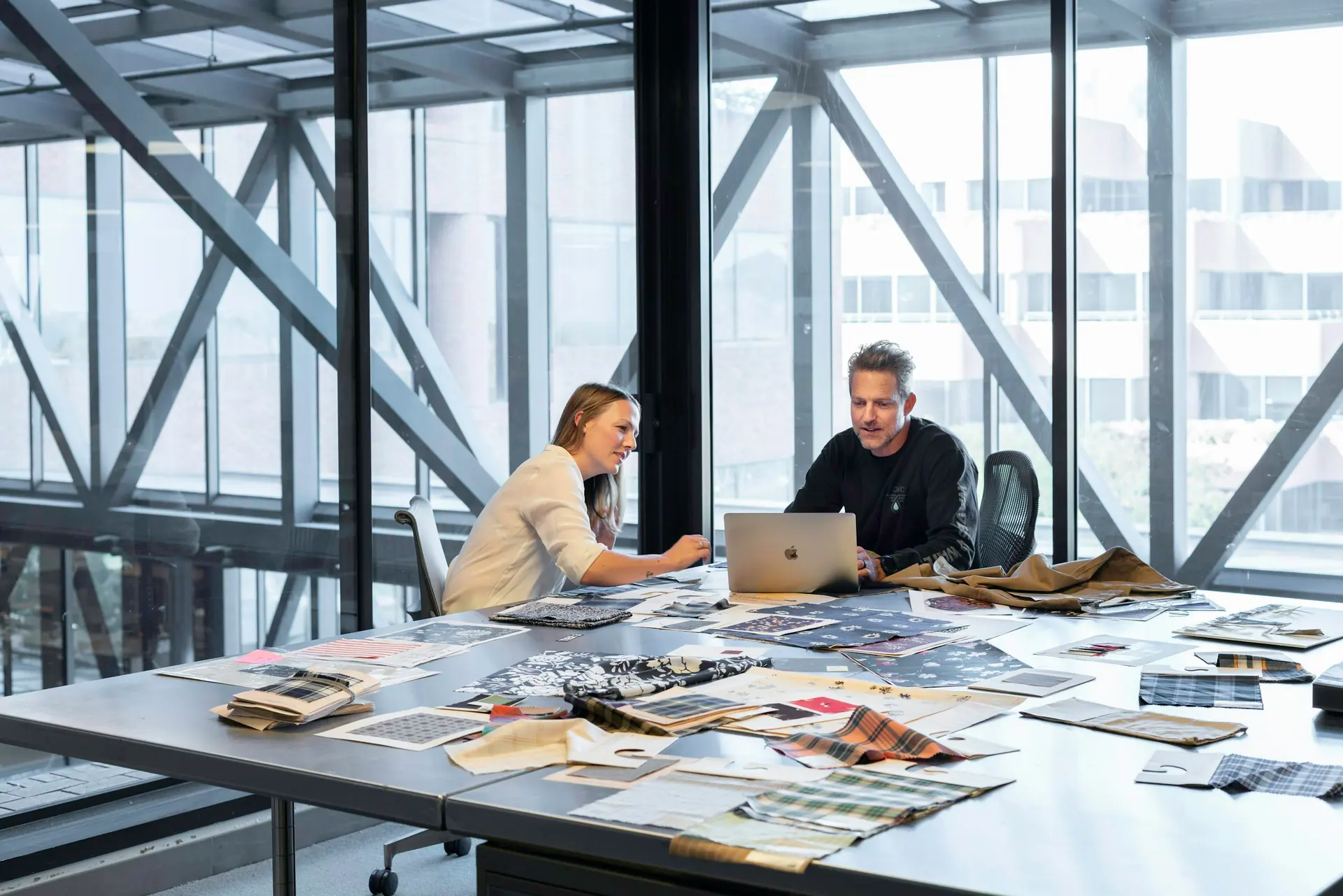 Construction managers in a project meeting
